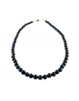 Necklace with blue lapis lazuli stones