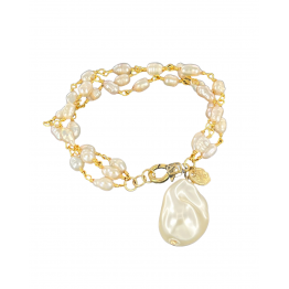 Bracelet with 3 pearl chains and baroque pearl pendant