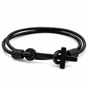 ARMBAND MIT SCHWARZEM LEDER UND KREUZ