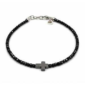 Bracelet de pierres spinelles noires avec croix