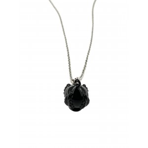 Black Pumo necklace