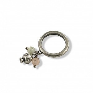 RING WITH PUMO AND STONES PENDANTS