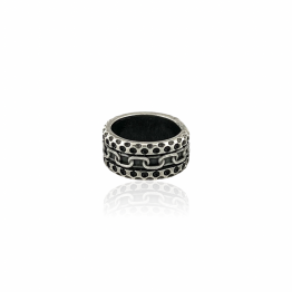 Central Chain Band Ring