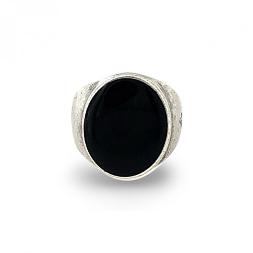 Black oval ring