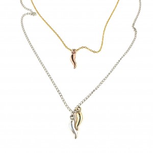 Tris Cornetti necklace